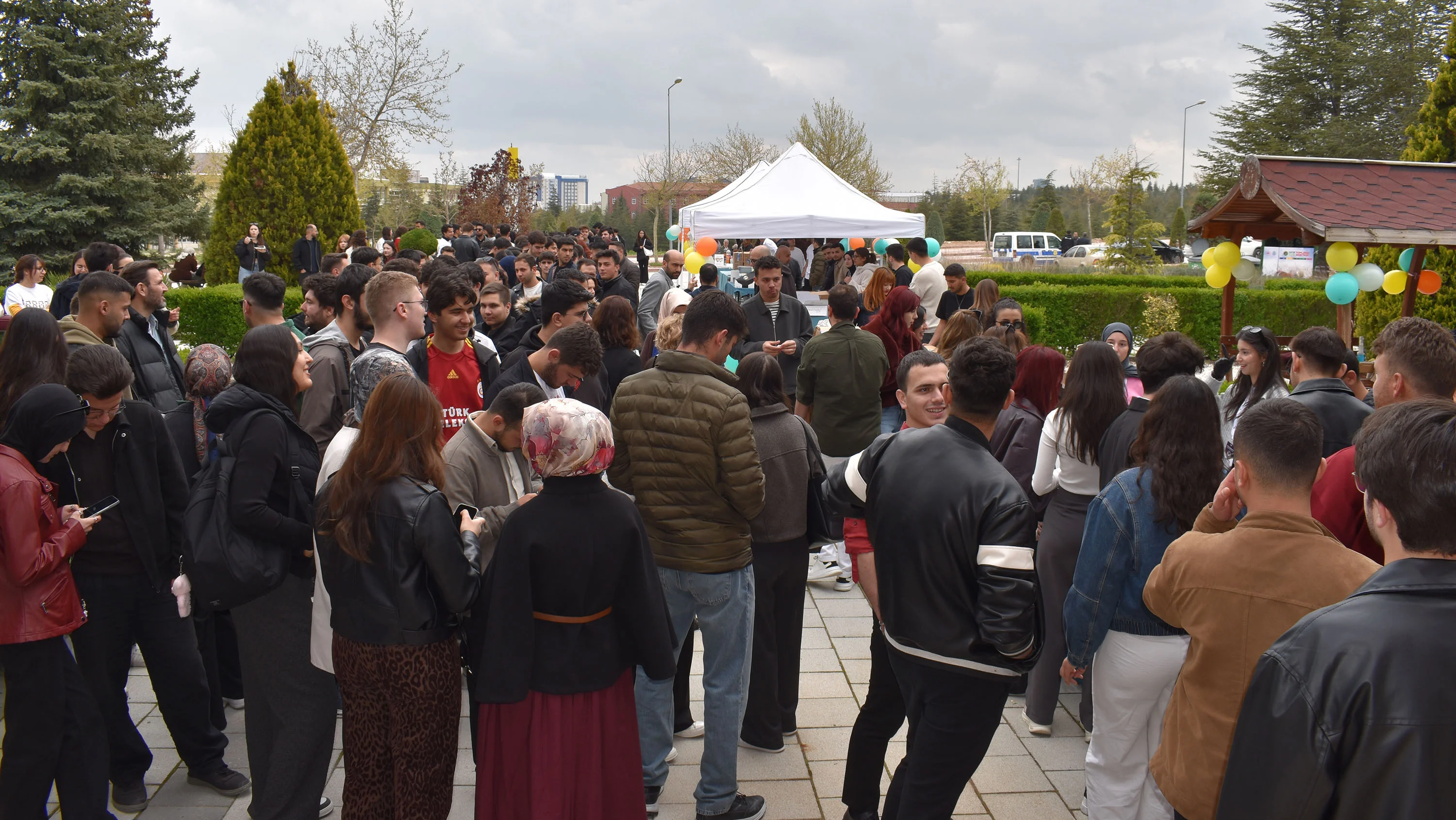 Selçuk Üniversitesinde 3. Sivil Havacılık Şenliği düzenlendi